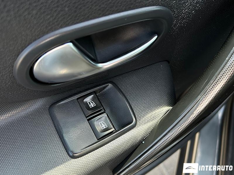 Dacia Logan MCV Stepway 6 dacia logan mcv stepway 2017