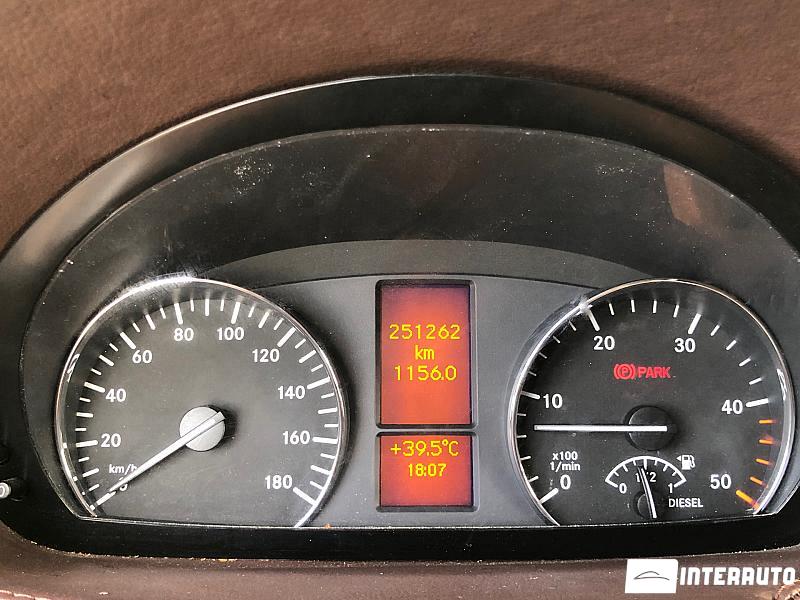 Mercedes Sprinter 9 mercedes sprinter 2016