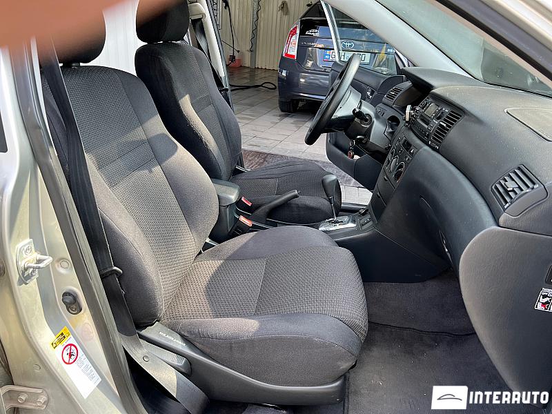 Toyota Corolla 5 toyota corolla 2005