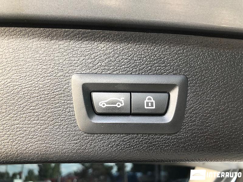 BMW X3 2.0D 27 bmw x3 2.0d 2015