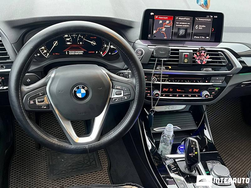 BMW X3 2.0D 7 bmw x3 2.0d 2019