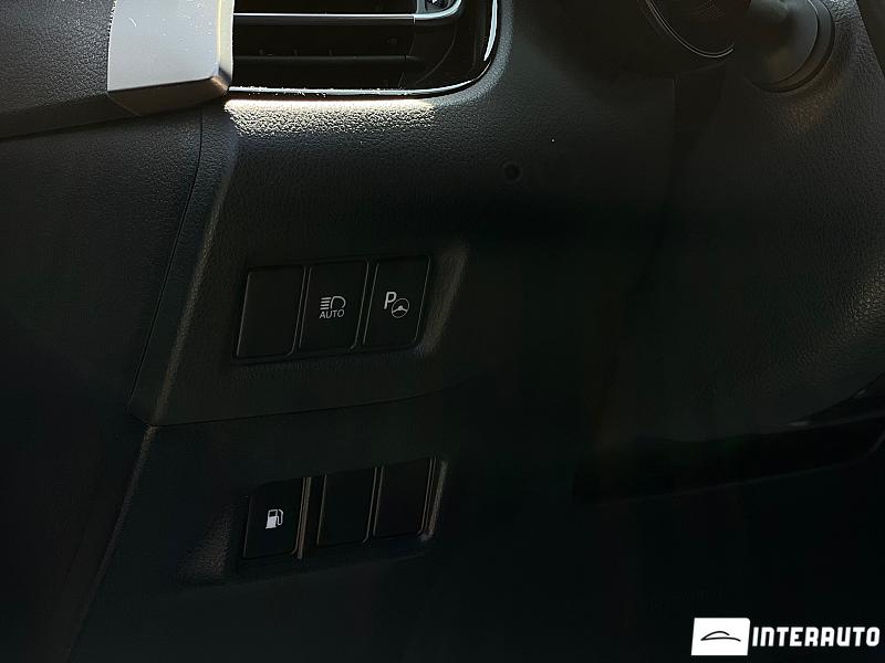 Toyota C-HR 14 toyota c-hr 2017