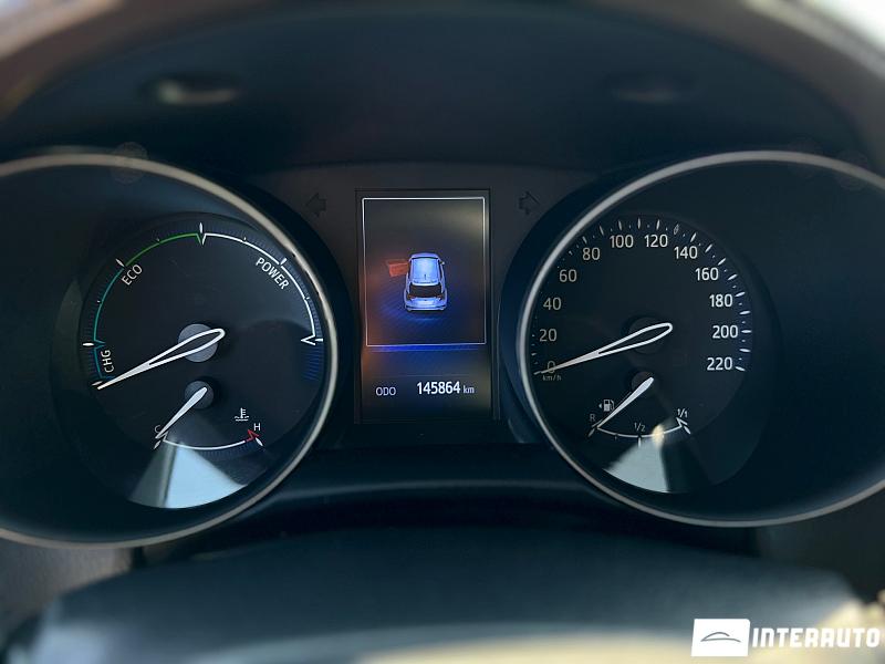 Toyota C-HR 15 toyota c-hr 2017