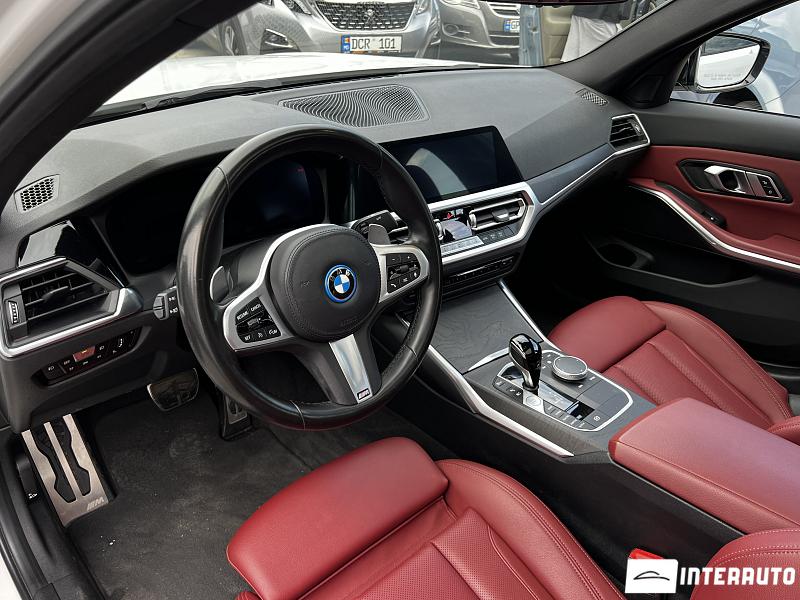 BMW 330E 9 bmw 330e 2021