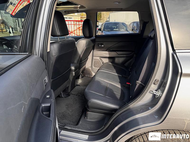 Mitsubishi Outlander 17 mitsubishi outlander 2013