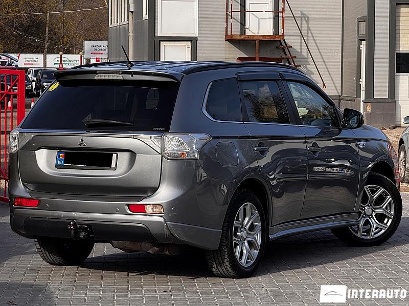 Mitsubishi Outlander 4 mitsubishi outlander 2013