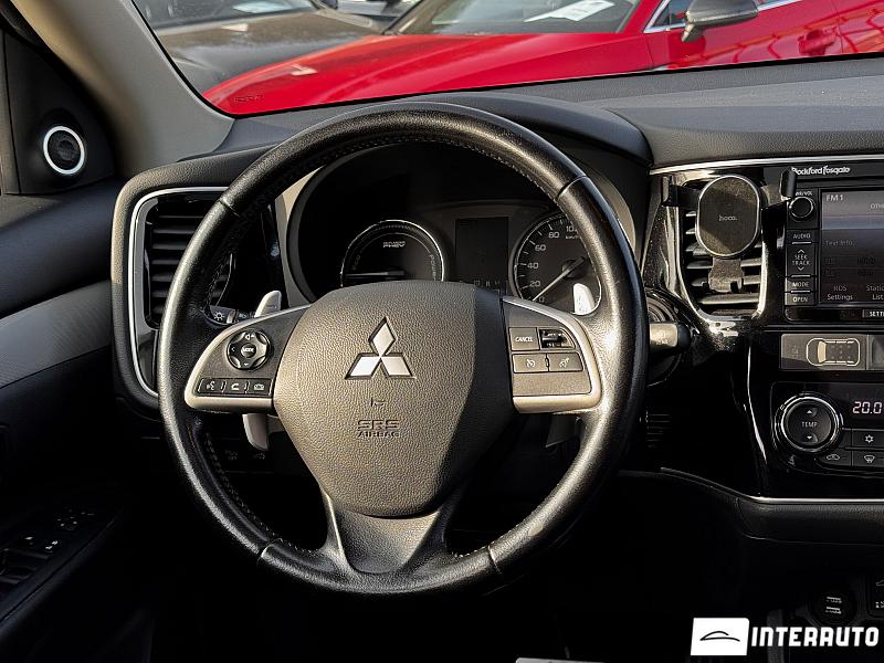 Mitsubishi Outlander 8 mitsubishi outlander 2013