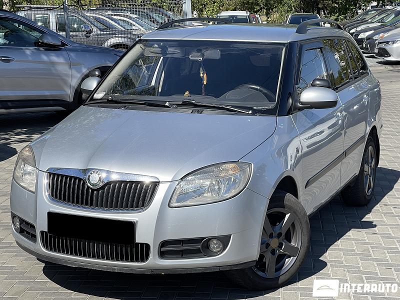 skoda fabia 2010