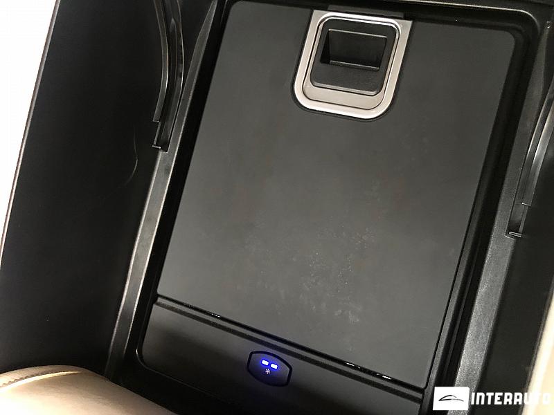 BMW 740 23 bmw 740 2016