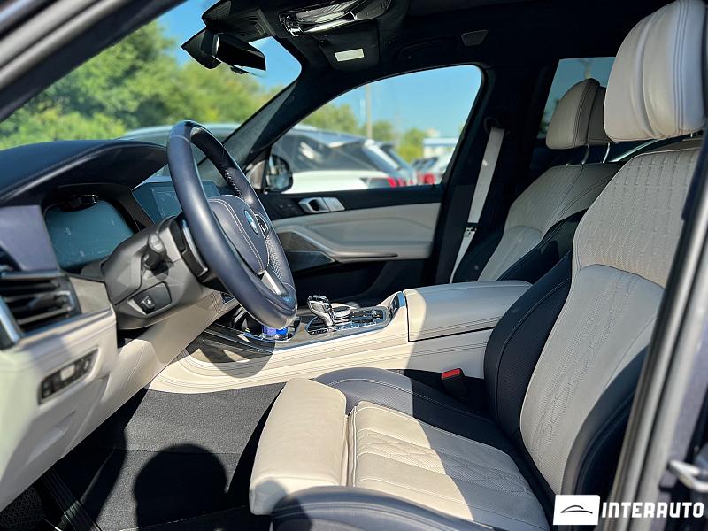 BMW X7 3.0d 12 bmw x7 3.0d 2019