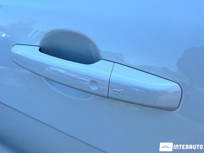 Jaguar XE 17 jaguar xe 2016