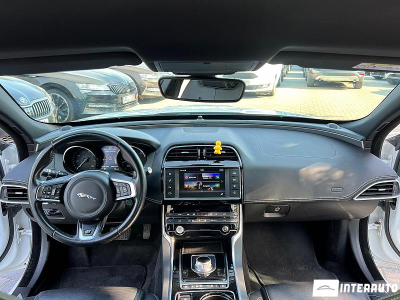 Jaguar XE 6 jaguar xe 2016