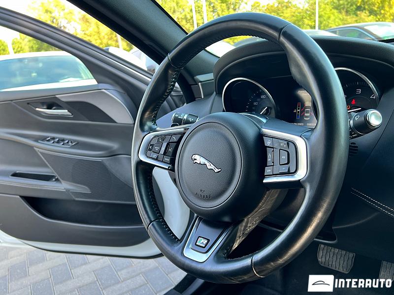 Jaguar XE 7 jaguar xe 2016