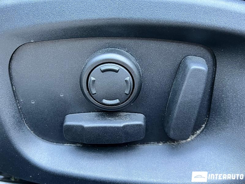 Jaguar XE 18 jaguar xe 2016