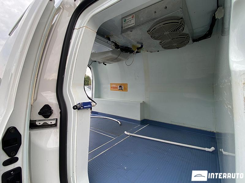 Volkswagen Caddy Maxi 14 volkswagen caddy maxi 2015