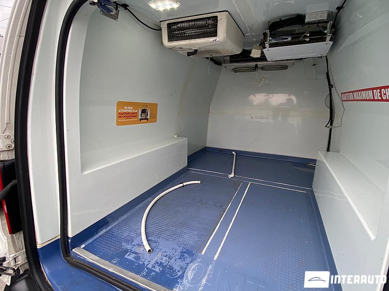 Volkswagen Caddy Maxi 16 volkswagen caddy maxi 2015