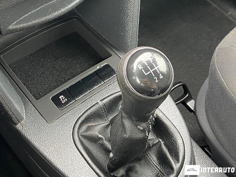 Volkswagen Caddy Maxi 9 volkswagen caddy maxi 2015