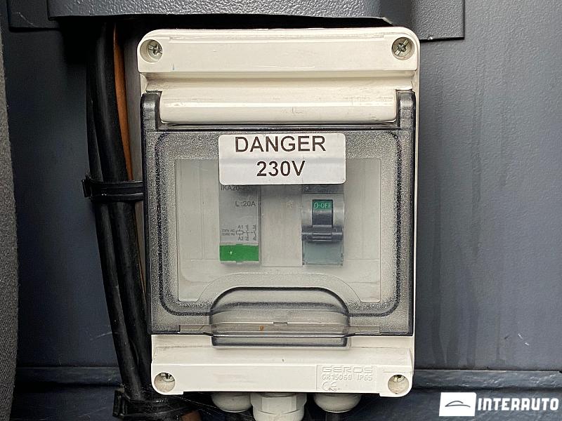 Volkswagen Caddy Maxi 13 volkswagen caddy maxi 2015