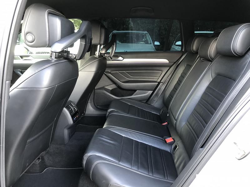 Volkswagen Passat 9 volkswagen passat 2019