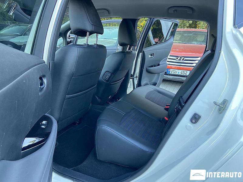 Nissan Leaf 17 nissan leaf 2018