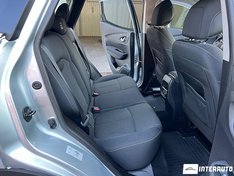 Renault Kadjar 17 renault kadjar 2019