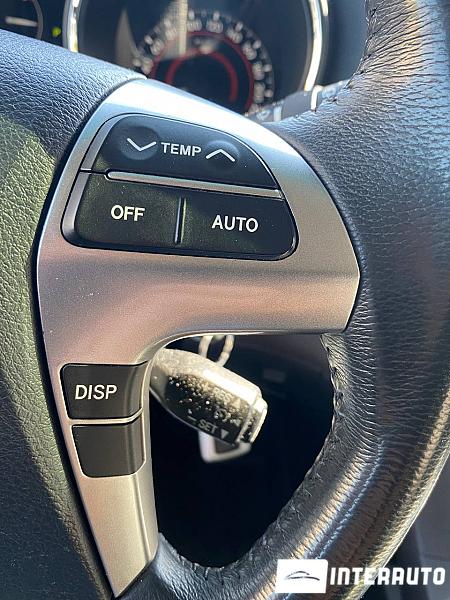 Toyota Highlander 15 toyota highlander 2011