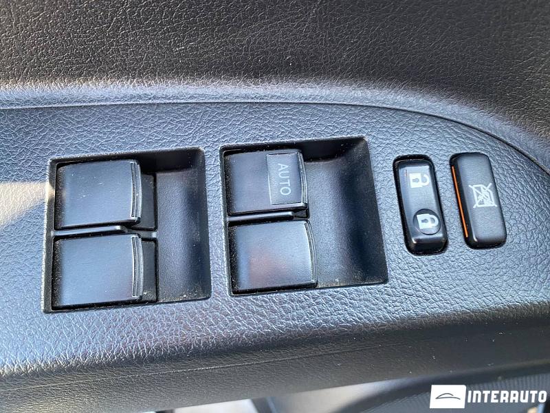 Toyota Highlander 10 toyota highlander 2011