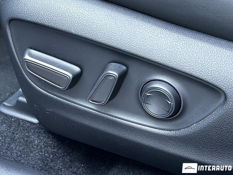 Toyota Rav-4 8 toyota rav-4 2023