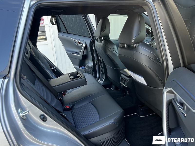 Toyota Rav-4 17 toyota rav-4 2023