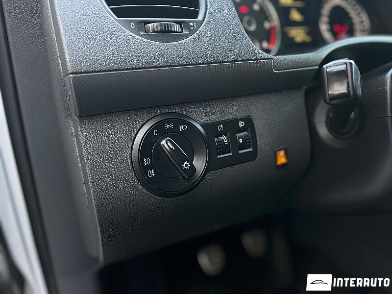 Volkswagen Caddy Maxi 7 volkswagen caddy maxi 2015