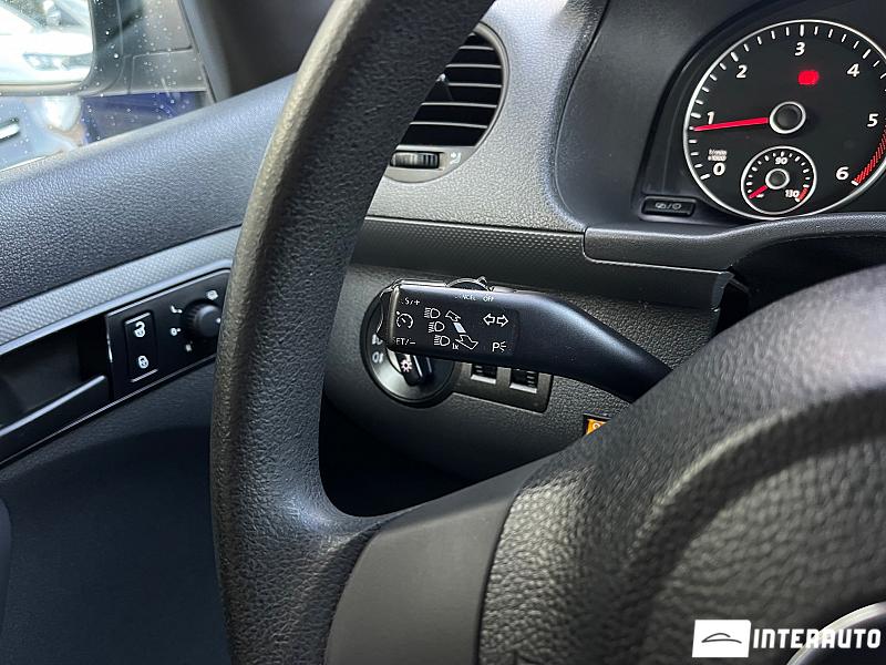 Volkswagen Caddy Maxi 8 volkswagen caddy maxi 2015