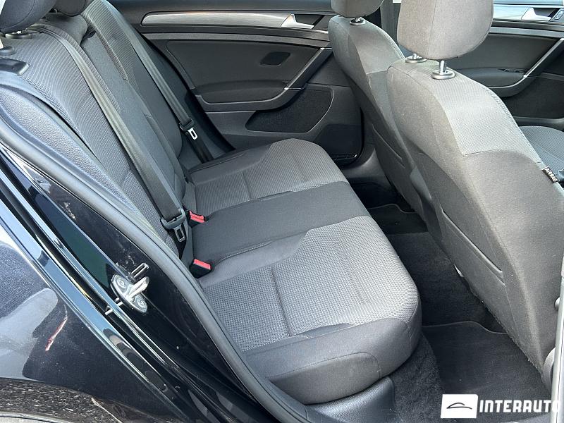 Volkswagen Golf 17 volkswagen golf 2019