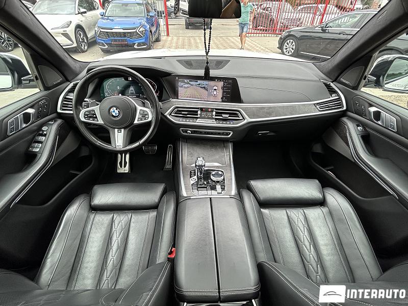 BMW X7 4.0i 10 bmw x7 4.0i 2020