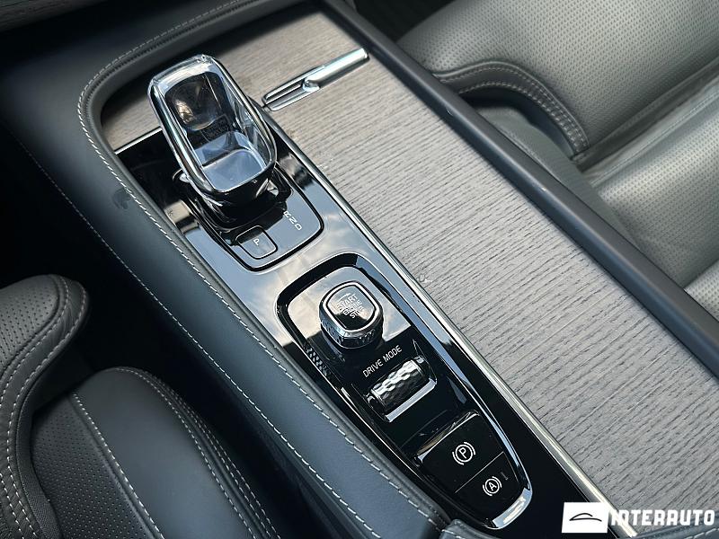 Volvo XC 90 18 volvo xc 90 2019