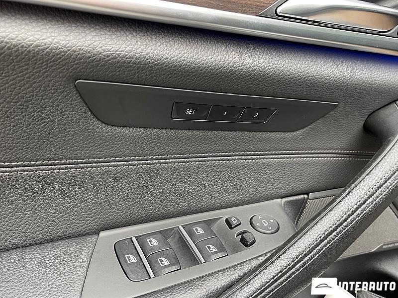 BMW 530e 21 bmw 530e 2018