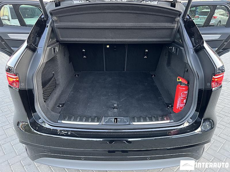 Jaguar F-Pace 23 jaguar f-pace 2021