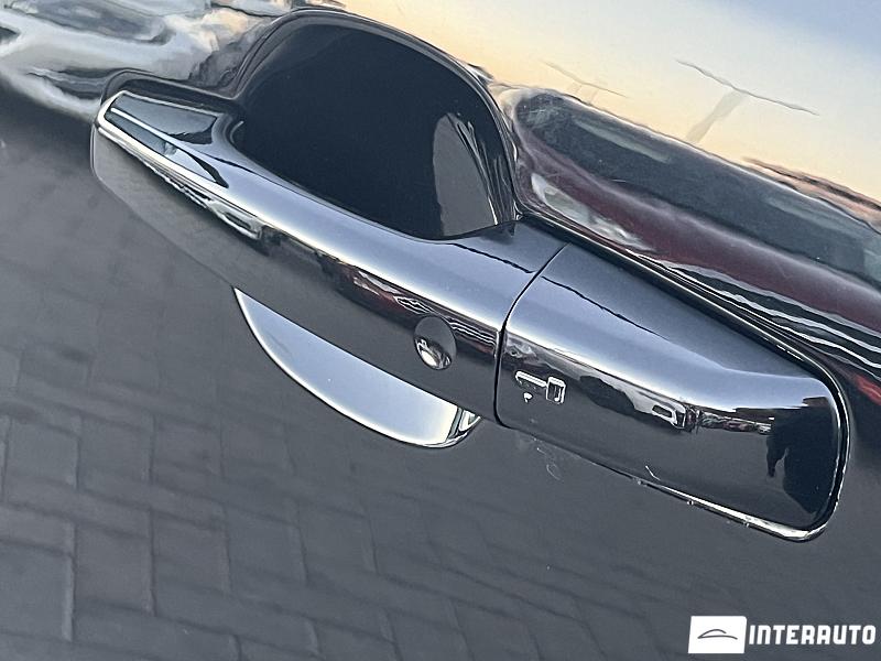 Jaguar F-Pace 16 jaguar f-pace 2021