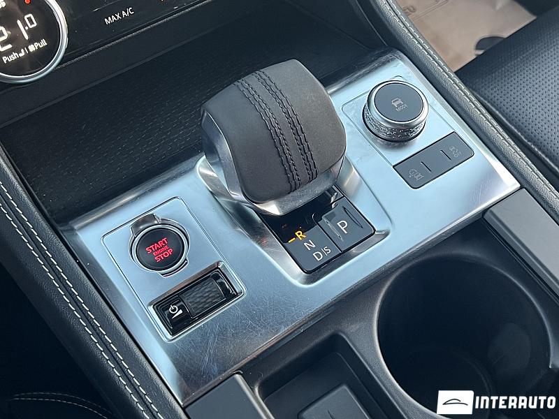 Jaguar F-Pace 11 jaguar f-pace 2021