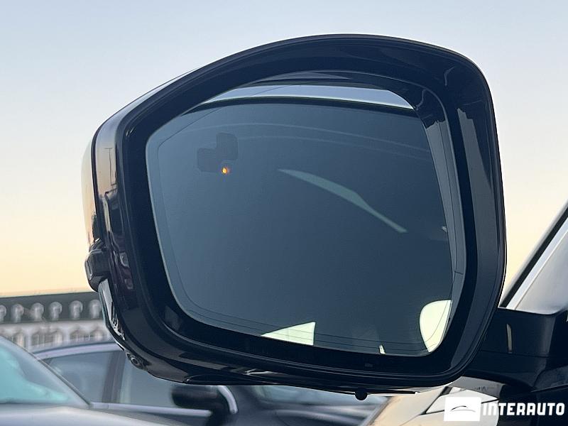 Jaguar F-Pace 17 jaguar f-pace 2021