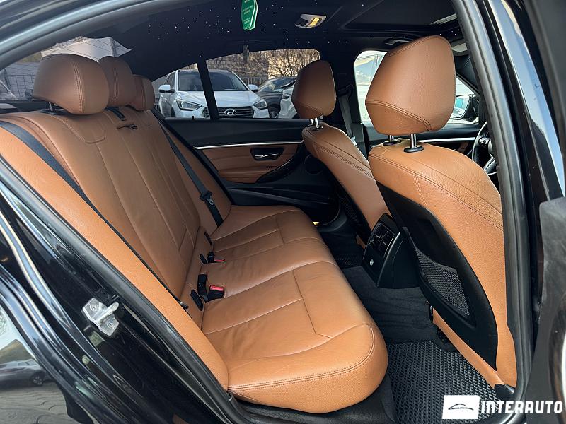 BMW 330 8 bmw 330 2017