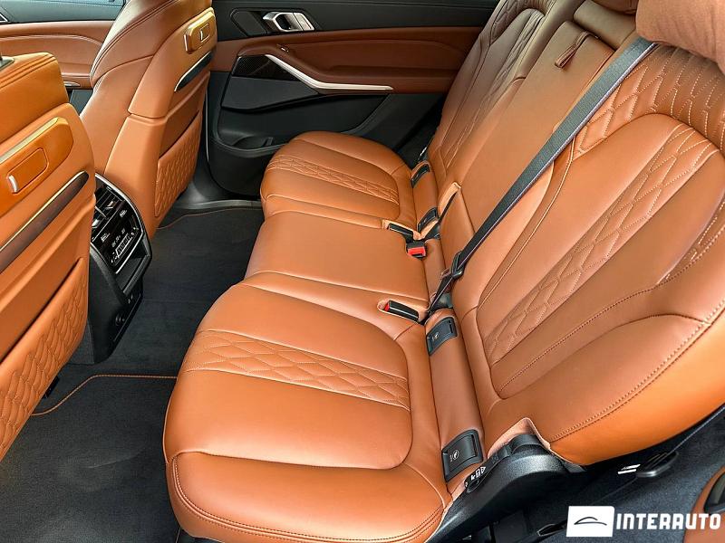 BMW X7 4.0i 24 bmw x7 4.0i 2023