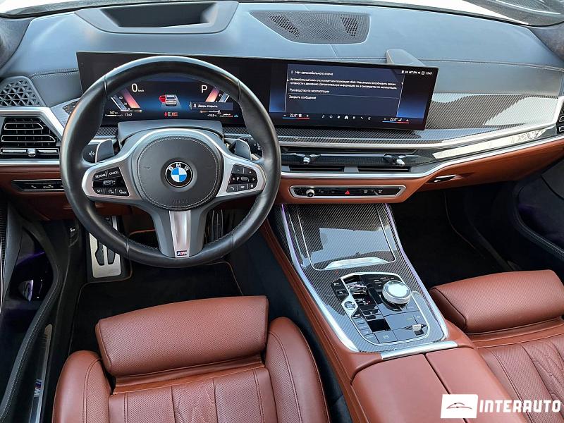 BMW X7 4.0i 8 bmw x7 4.0i 2023