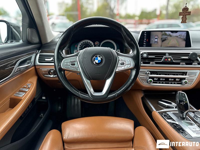BMW 740e 10 bmw 740e 2017