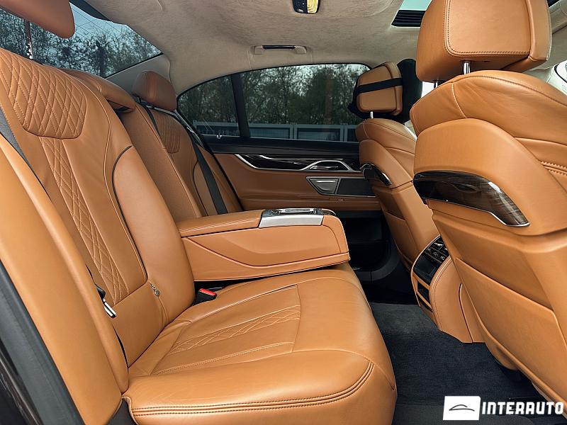 BMW 740e 23 bmw 740e 2017