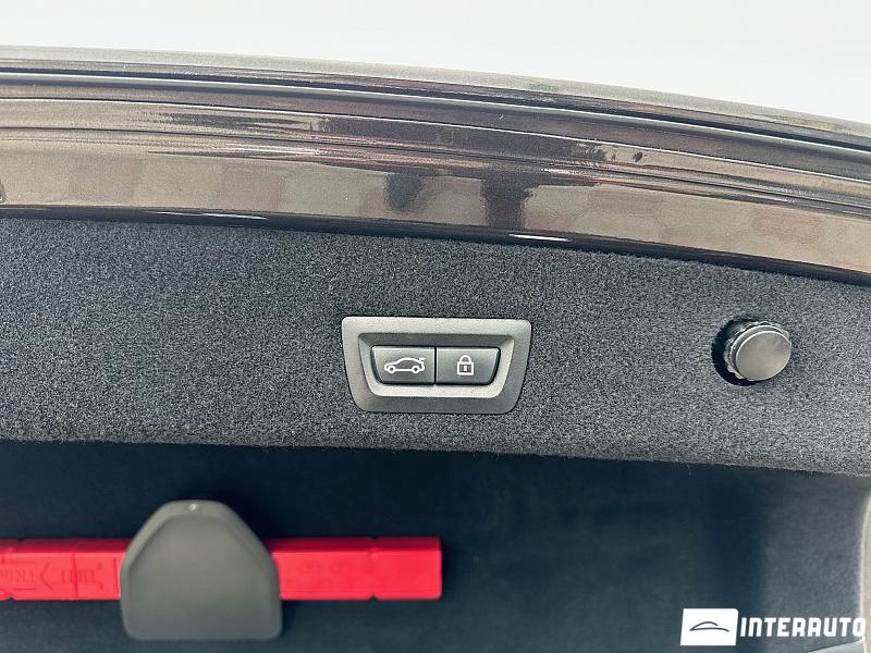 BMW 740e 26 bmw 740e 2017