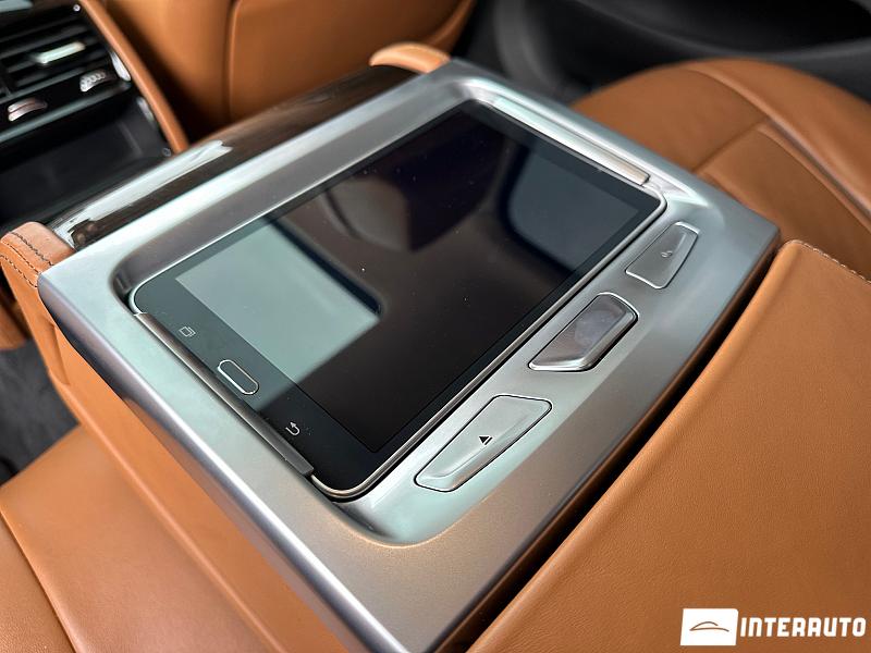 BMW 740e 18 bmw 740e 2017