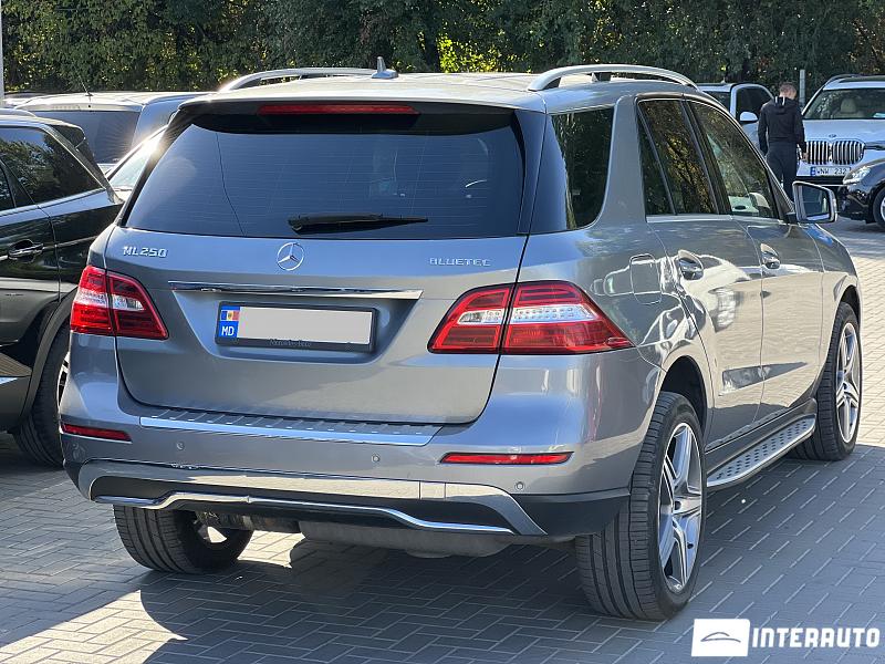 Mercedes ML 250 2 mercedes ml 250 2012