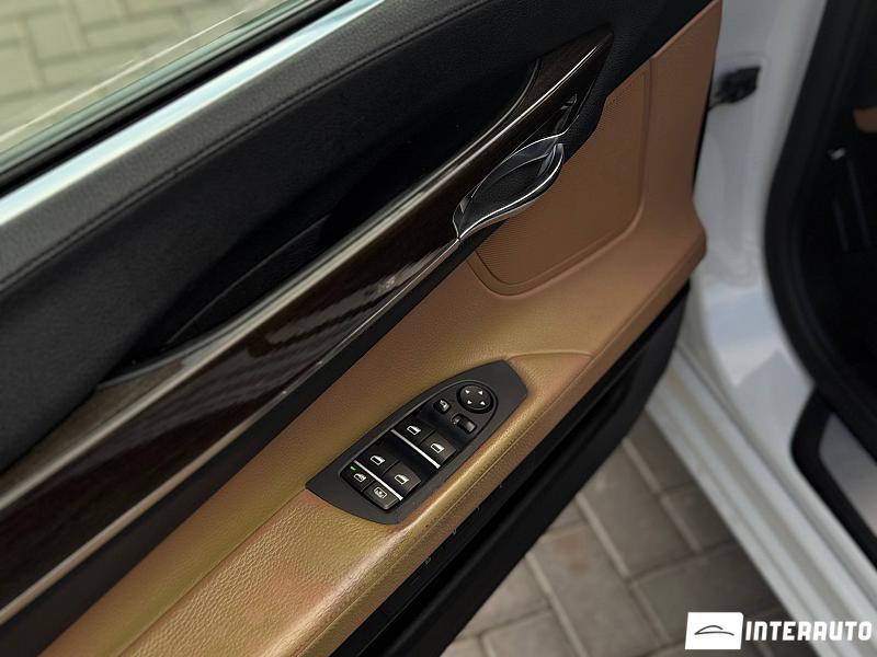 BMW 740 19 bmw 740 2010