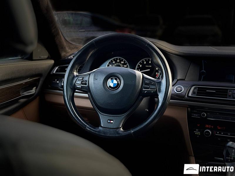 BMW 740 7 bmw 740 2010