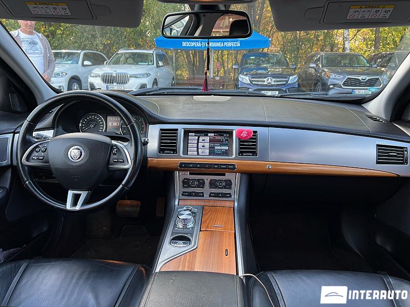 Jaguar XF 18 jaguar xf 2012